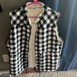 2XL Sherpa lined vest